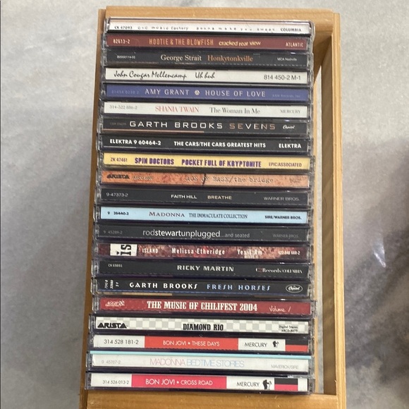 Collection of Music CDs - Picture 2 of 5